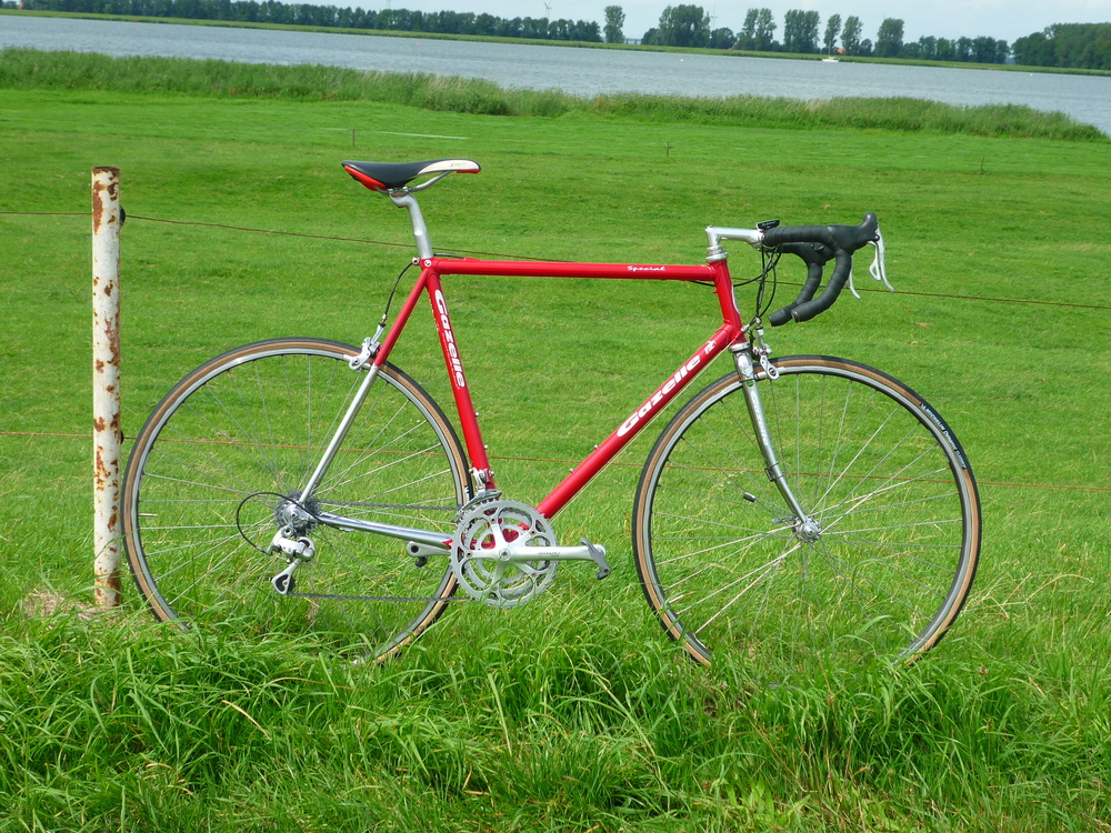 Timelord | Gazelle 1998, racing red